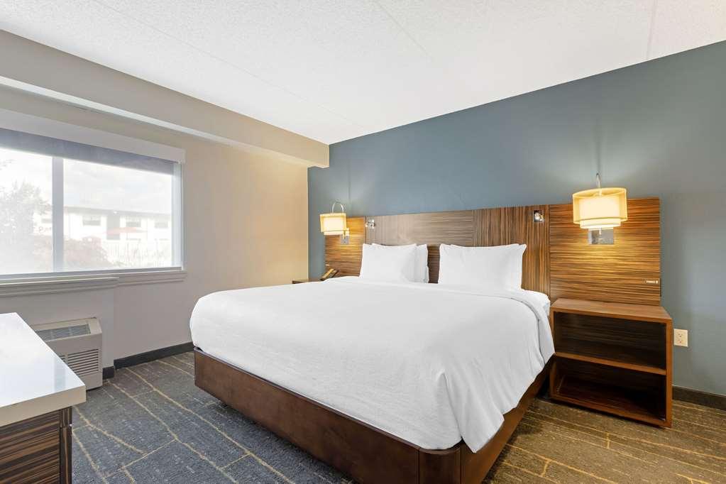 The Lux Hotel & Conference Center, Ascend Hotel Collection Waterloo Værelse billede