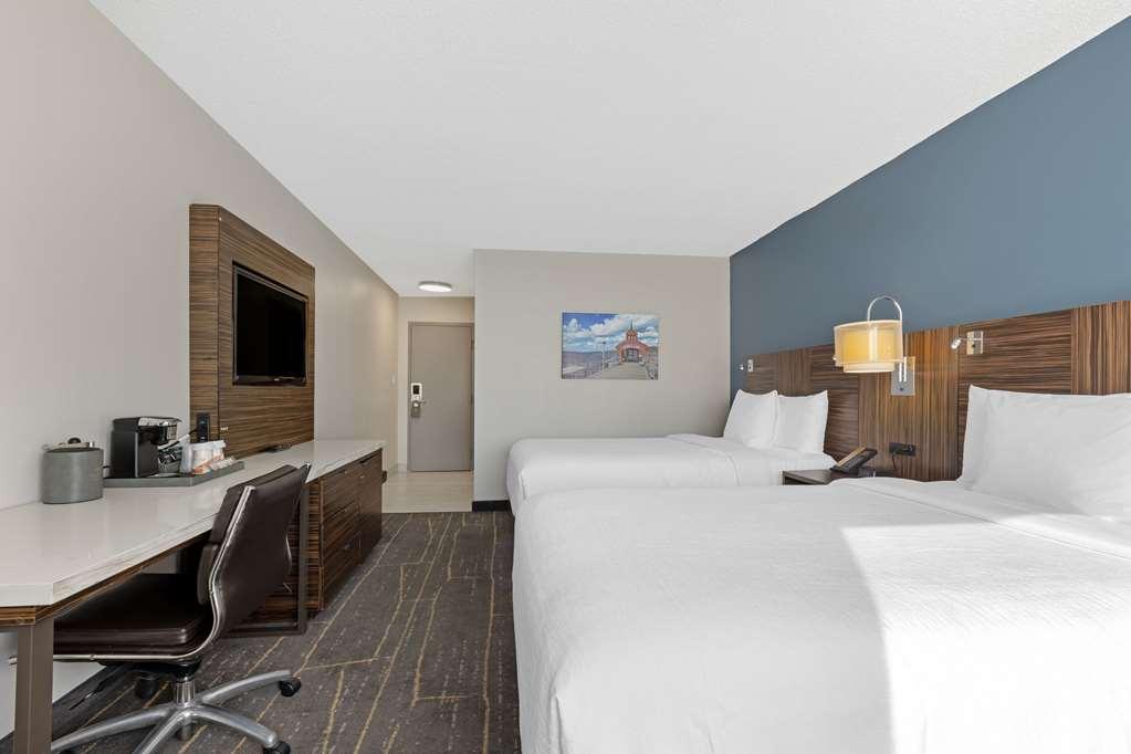 The Lux Hotel & Conference Center, Ascend Hotel Collection Waterloo Værelse billede