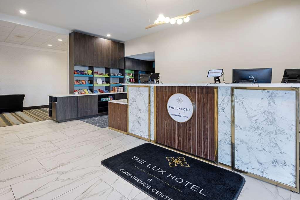 The Lux Hotel & Conference Center, Ascend Hotel Collection Waterloo Interiør billede