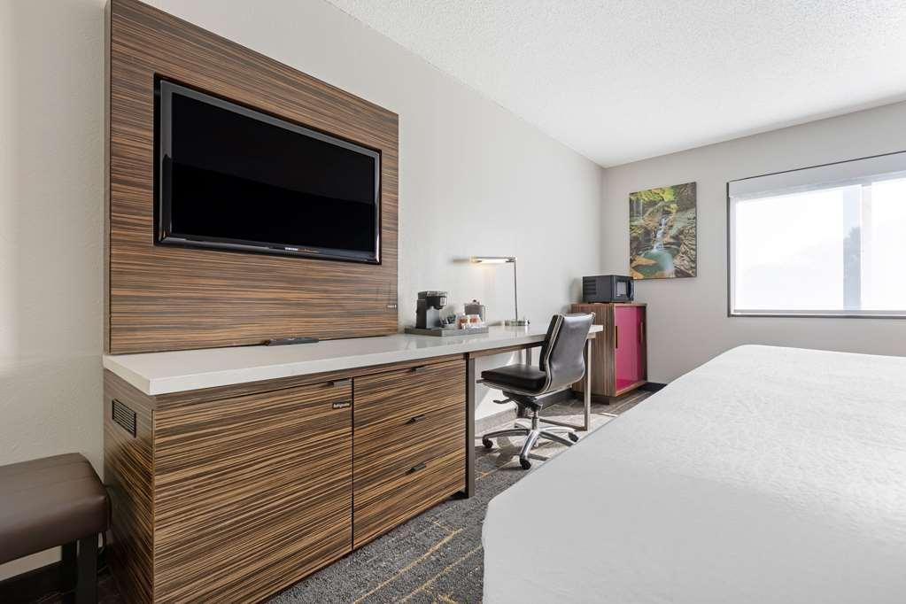 The Lux Hotel & Conference Center, Ascend Hotel Collection Waterloo Værelse billede