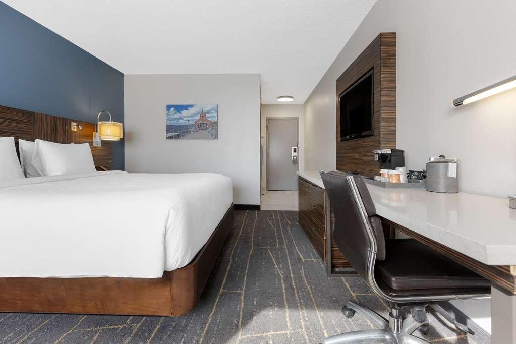 The Lux Hotel & Conference Center, Ascend Hotel Collection Waterloo Værelse billede
